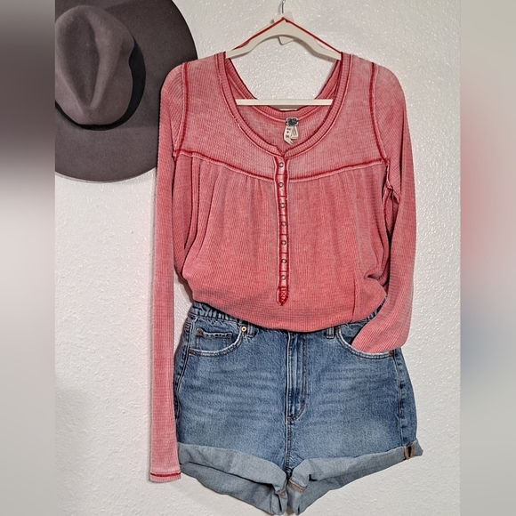 FP~ Kai Relaxed Henley Top - Picture 8 of 10